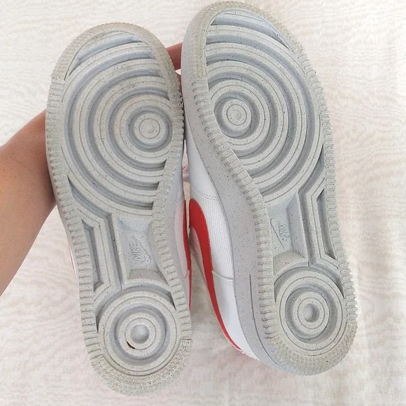 NIKE AIR FORCE 1, size 6 - Picture 9 of 10